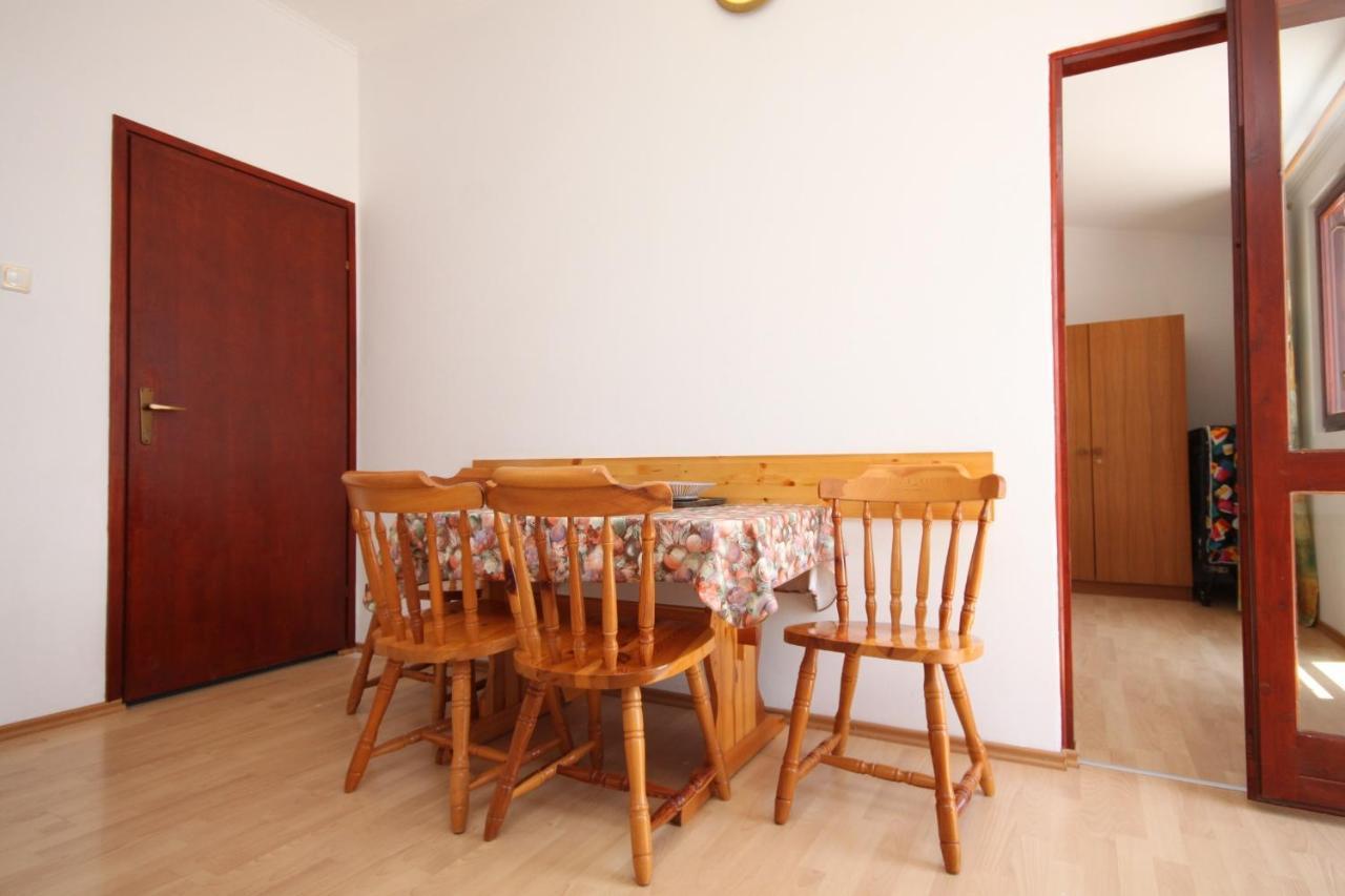 Apartments With A Parking Space Starigrad, Paklenica - 6431 Ngoại thất bức ảnh