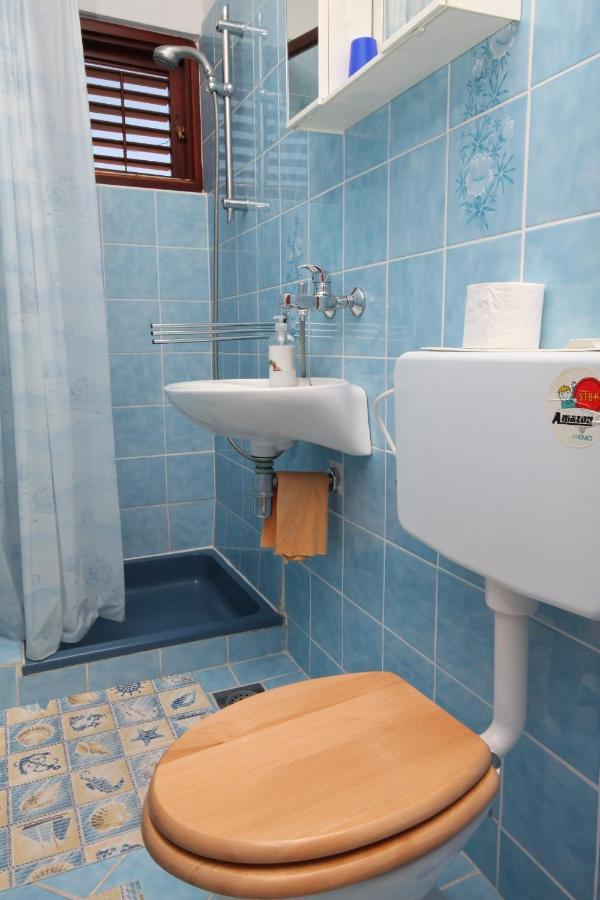 Apartments With A Parking Space Starigrad, Paklenica - 6431 Ngoại thất bức ảnh