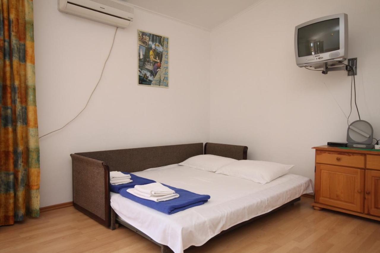 Apartments With A Parking Space Starigrad, Paklenica - 6431 Ngoại thất bức ảnh