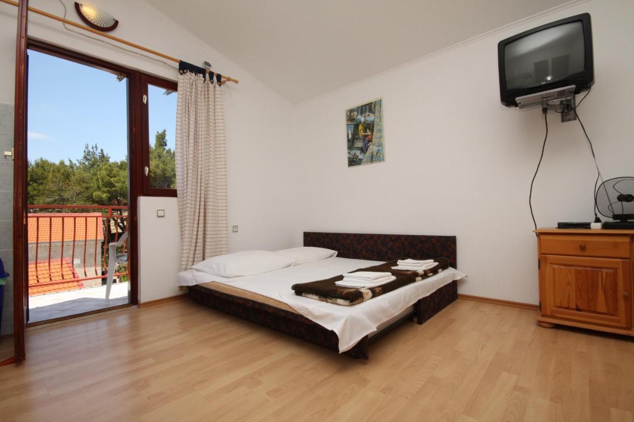 Apartments With A Parking Space Starigrad, Paklenica - 6431 Ngoại thất bức ảnh